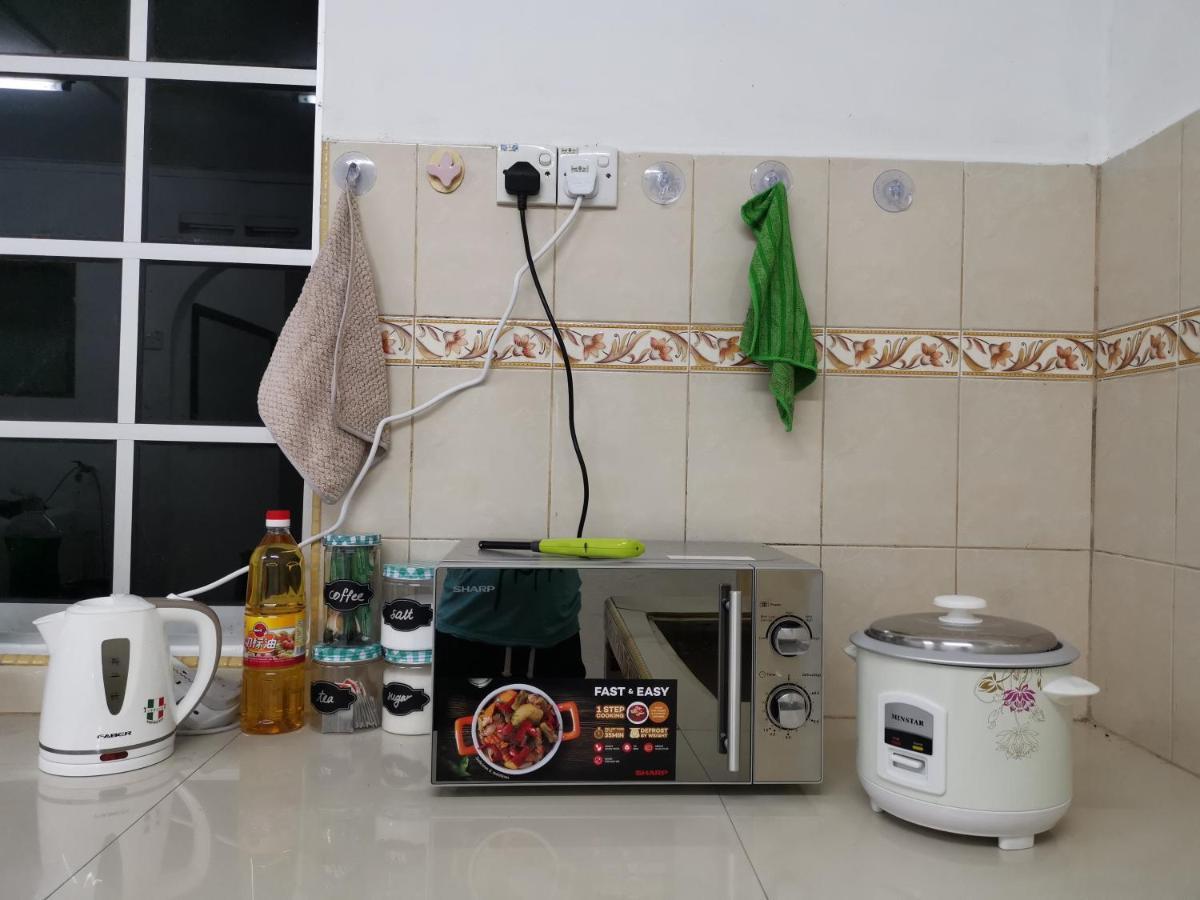 Sri Makmur Pontian Homestay Pontian Besar Екстер'єр фото