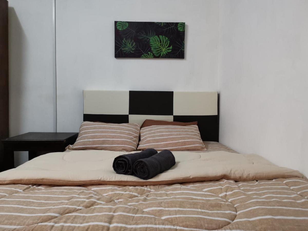 Sri Makmur Pontian Homestay Pontian Besar Екстер'єр фото